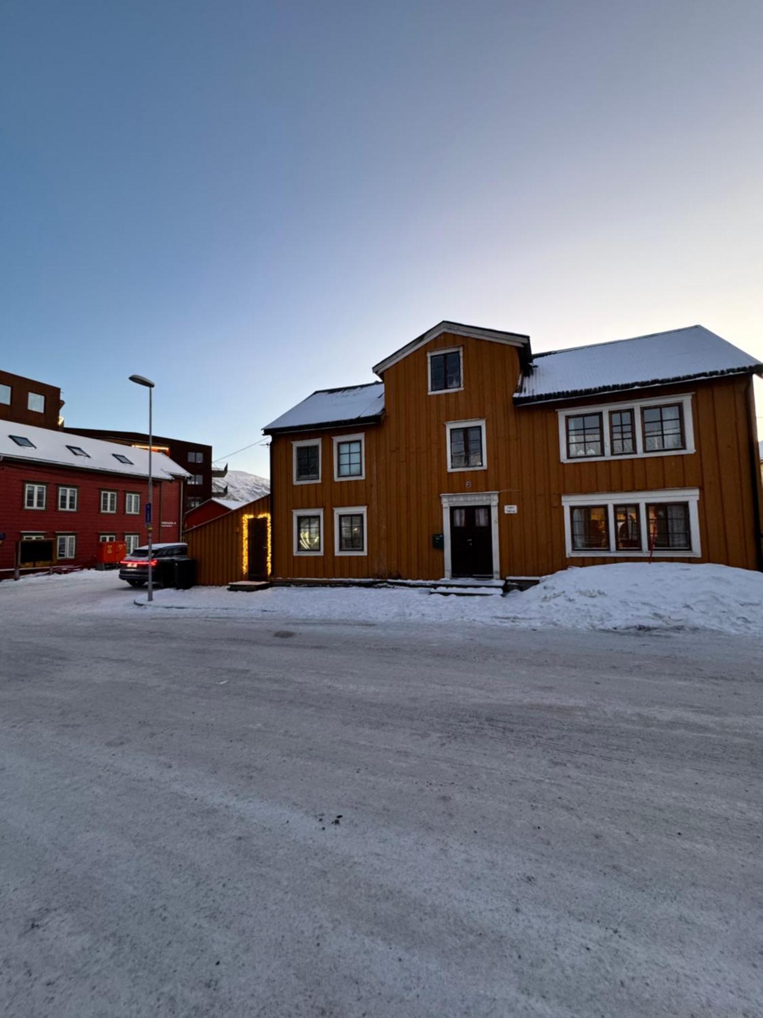 Old Town Square City Center Tromsø Buitenkant foto